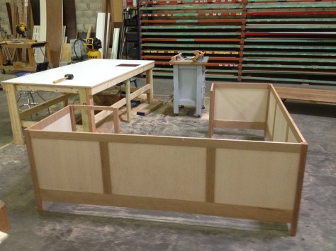 DIY Woodworking Plans Executive Desk Wooden PDF ple wood craft ...